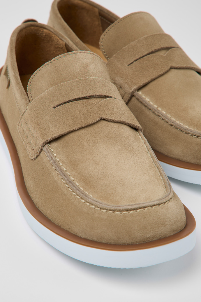 Beige Men's Camper Wagon Loafers | K100889-002