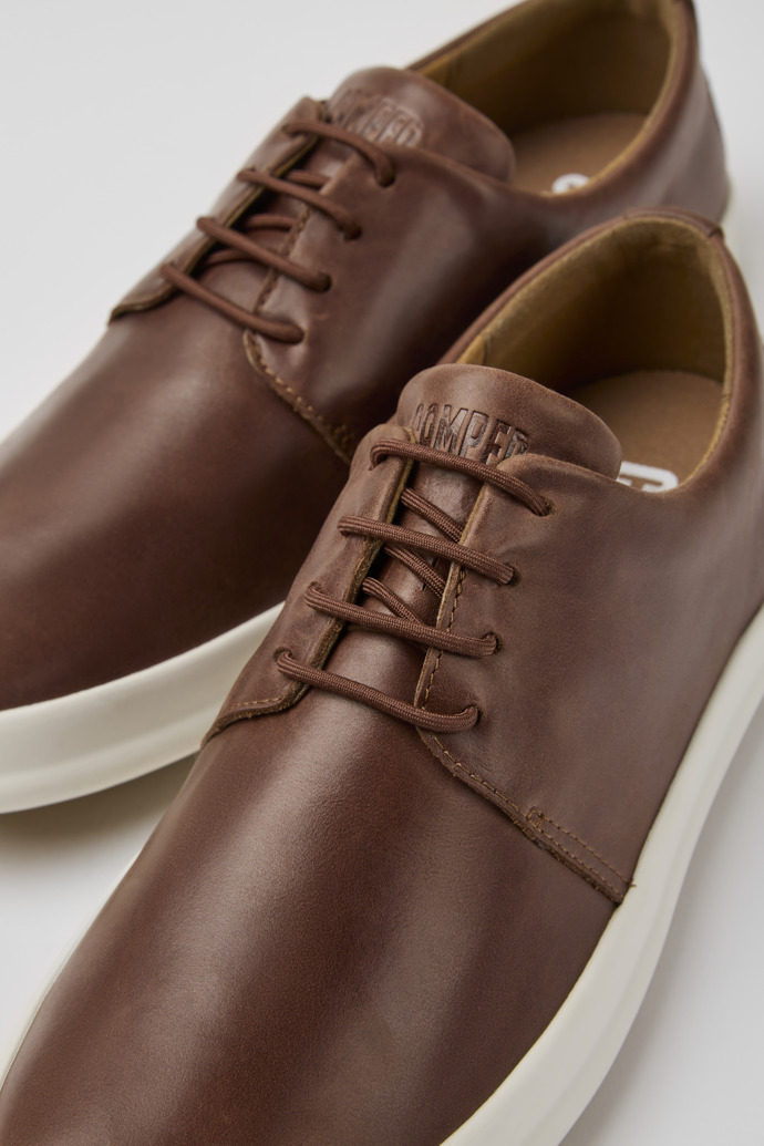 Brown Men's Camper Chasis Lace Up Shoes | K100836-002