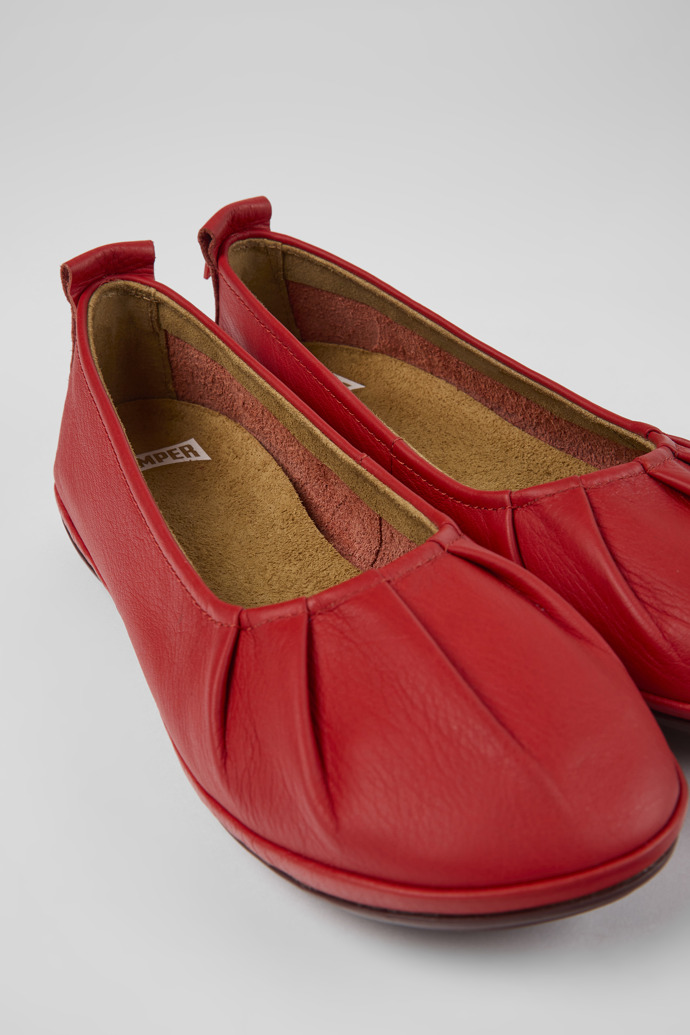 Red Women's Camper Right Ballerina | K201364-009