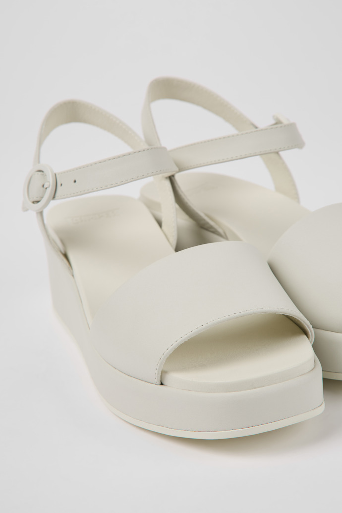 White Women's Camper Misia Platform Sandals | K200564-038