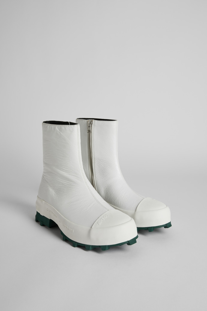 White Women's Camper Traktori Boots | K400467-016