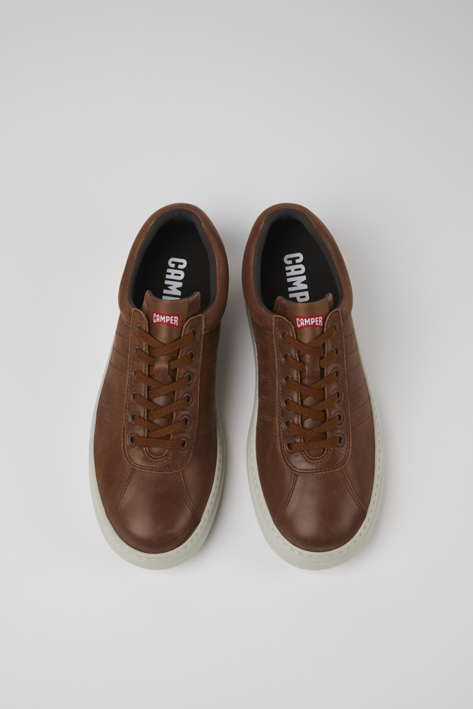 Brown Men's Camper Runner Sneakers | K100227-014