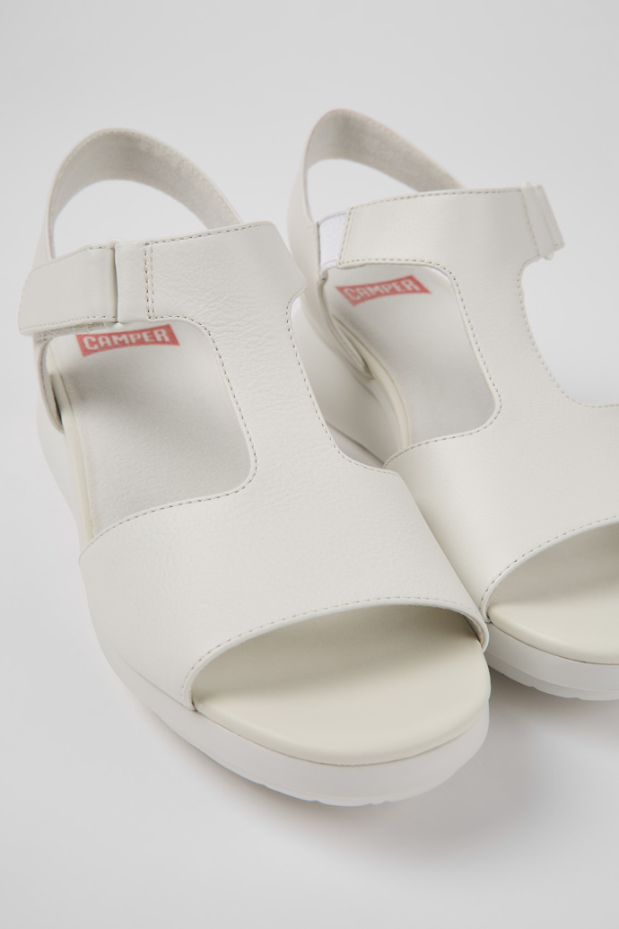 White Women\'s Camper Balloon Sandals | K200612-017